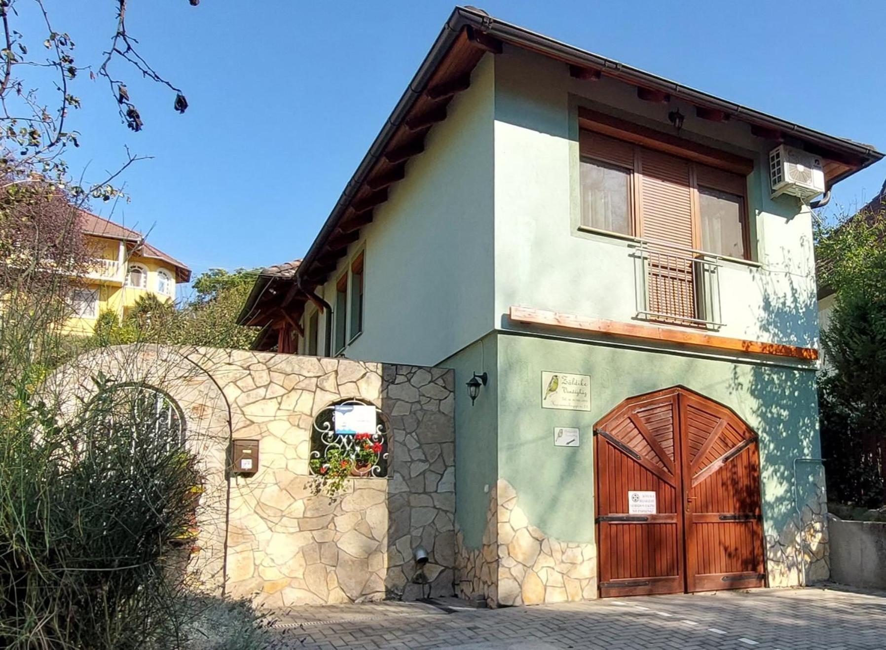 Zoeldike Vendeghaz Hotel Kaposvar Exterior photo