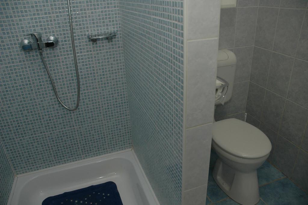 Zoeldike Vendeghaz Hotel Kaposvar Room photo