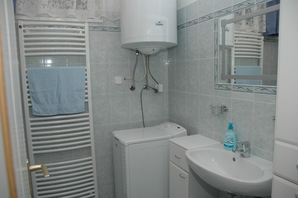 Zoeldike Vendeghaz Hotel Kaposvar Room photo